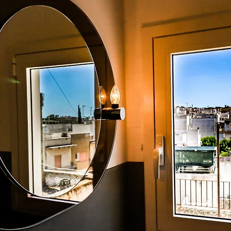 Palazzo Frasca N55 By Casa Di Marco Nyaraló
