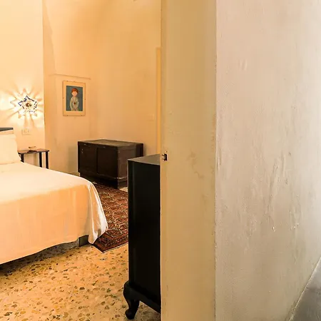 Vakantiehuis Palazzo Frasca N55 By Casa Di Marco Parabita